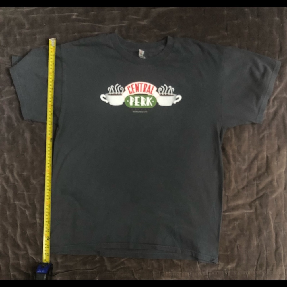 Friends T-shirt. Men’s large.